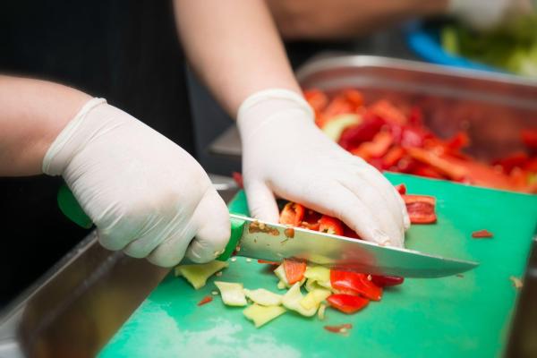 Chopping peppers